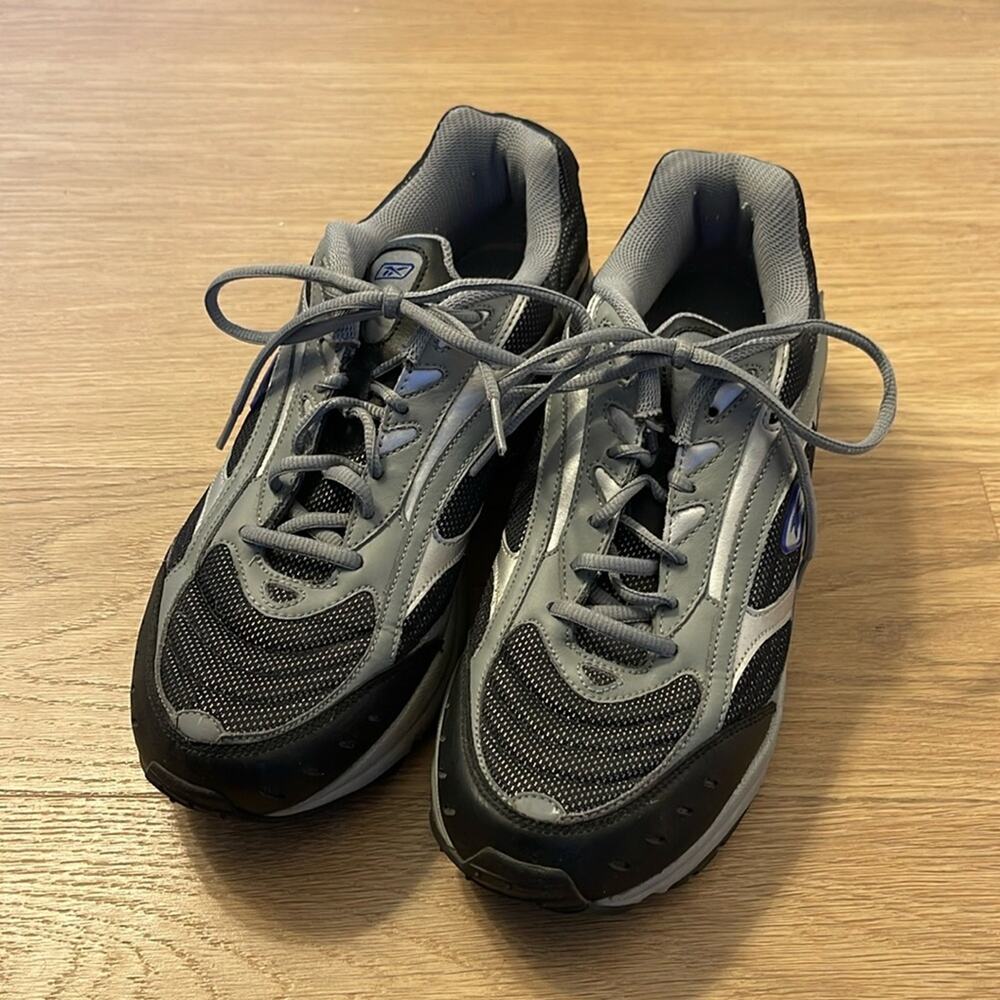 REEBOK Silver / Gray Tempo Flyer II Lace Up Tie Sneakers Size 10.5